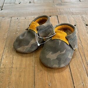 Boutique leather camo moccasins